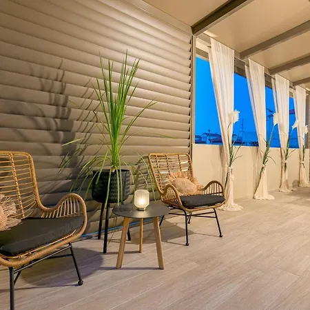Apartment Vedi Town Luxury
