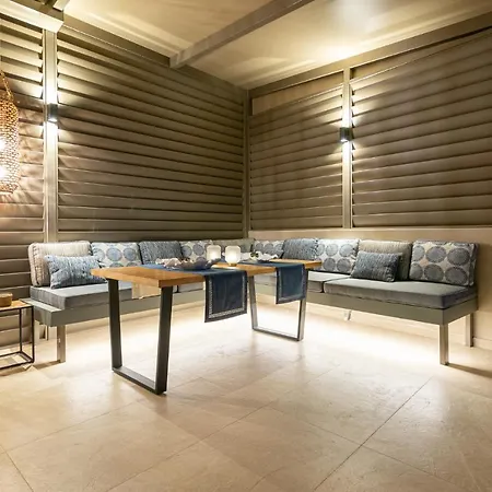Vedi Town Luxury Apartamento